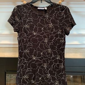 Casual top in great condition.